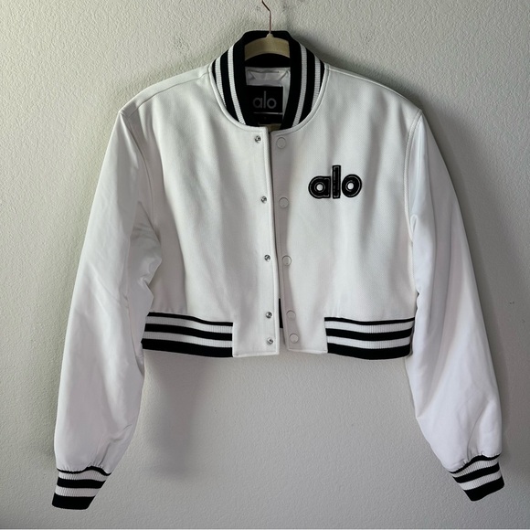 ALO YOGA White Cropped G.O.A.T varsity jacket SZ S - Picture 3 of 9